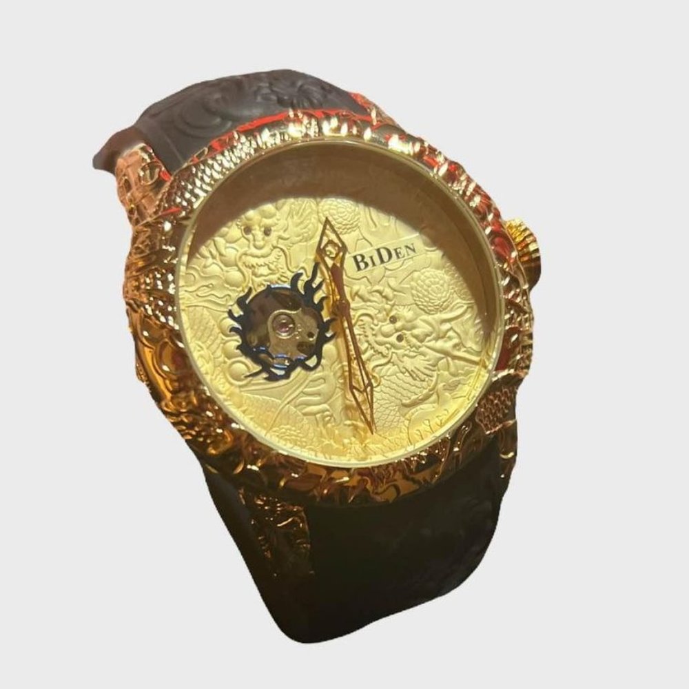 New Fashion 3D Dragon Sculpture Quartz Watch